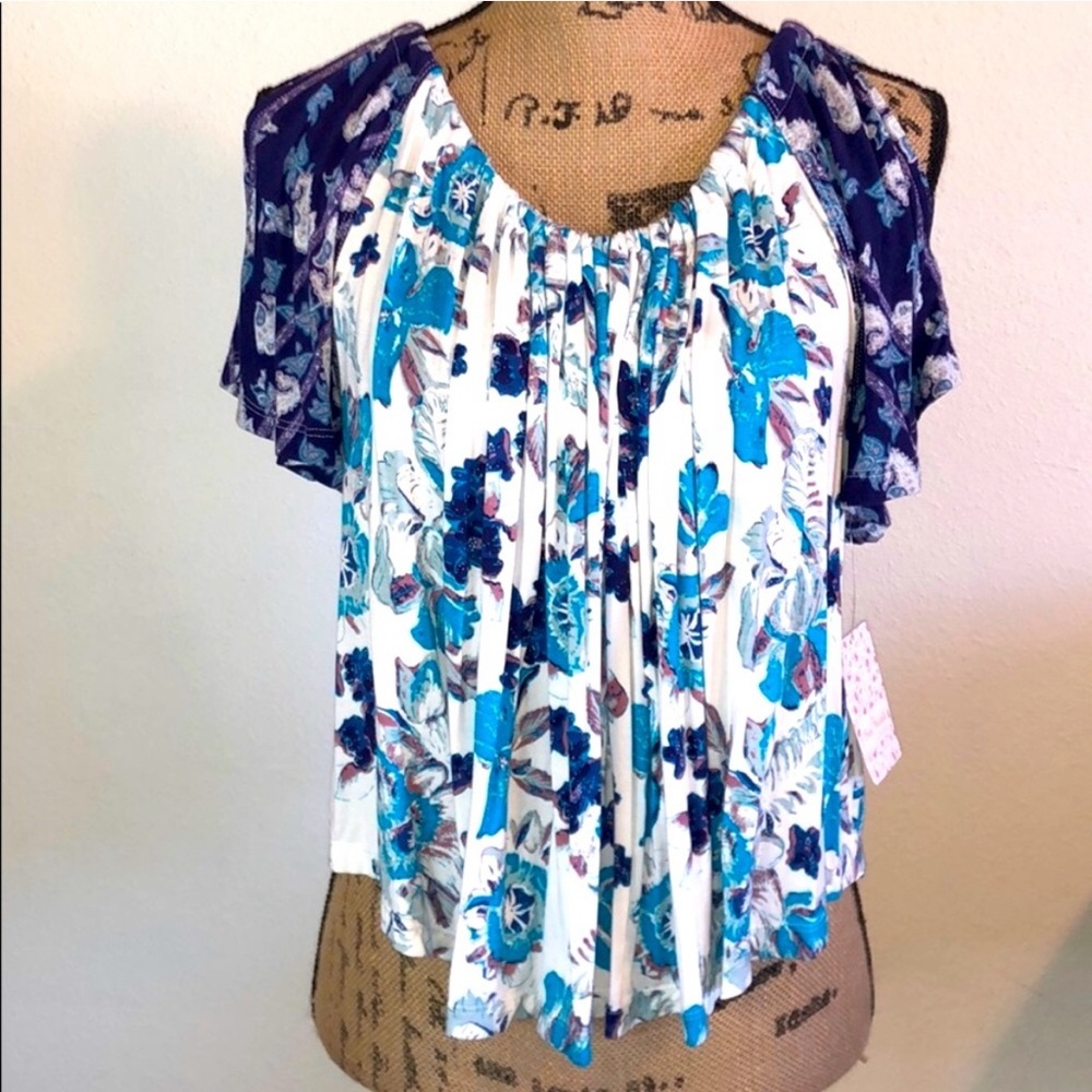 Free People Reseller Box 5 LBS NWT/NWOT All Items Pictured & Listed - Picture 5 of 16